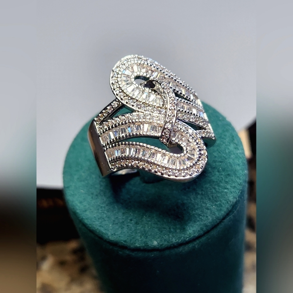 Fashion Silver France Ring Stainless steel.Cubic zirconia.For Men,Women. Size 8.
